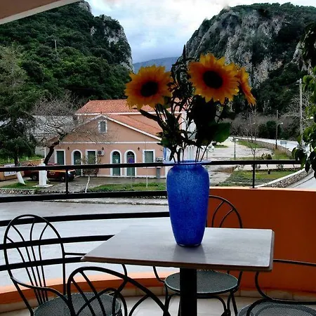 Apart-hotel Odysseus Palace Poros (Kefalonia)
