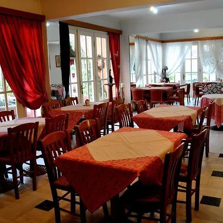 Odysseus Palace Poros (Kefalonia)