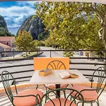 Odysseus Palace Ξενοδοχείο με διαμερίσματα Πόρος