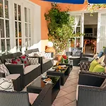 Apartahotel Odysseus Palace Poros (Kefalonia)