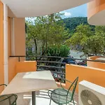 Apart-hotel Odysseus Palace Poros (Kefalonia)