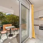 شقة فندقية Odysseus Palace 4*