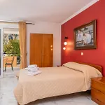 Odysseus Palace Apartahotel Poros (Kefalonia)
