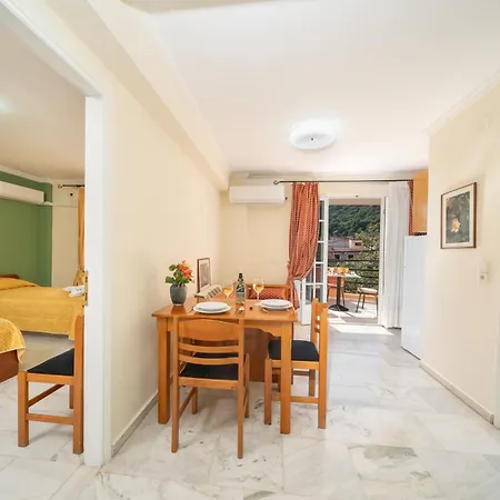 Odysseus Palace 4*