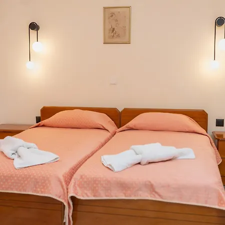 Odysseus Palace 4*