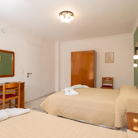 Odysseus Palace Aparthotel 4*