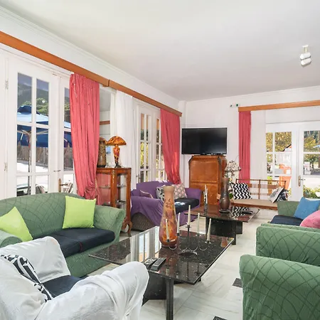 Aparthotel Odysseus Palace Poros (Kefalonia)